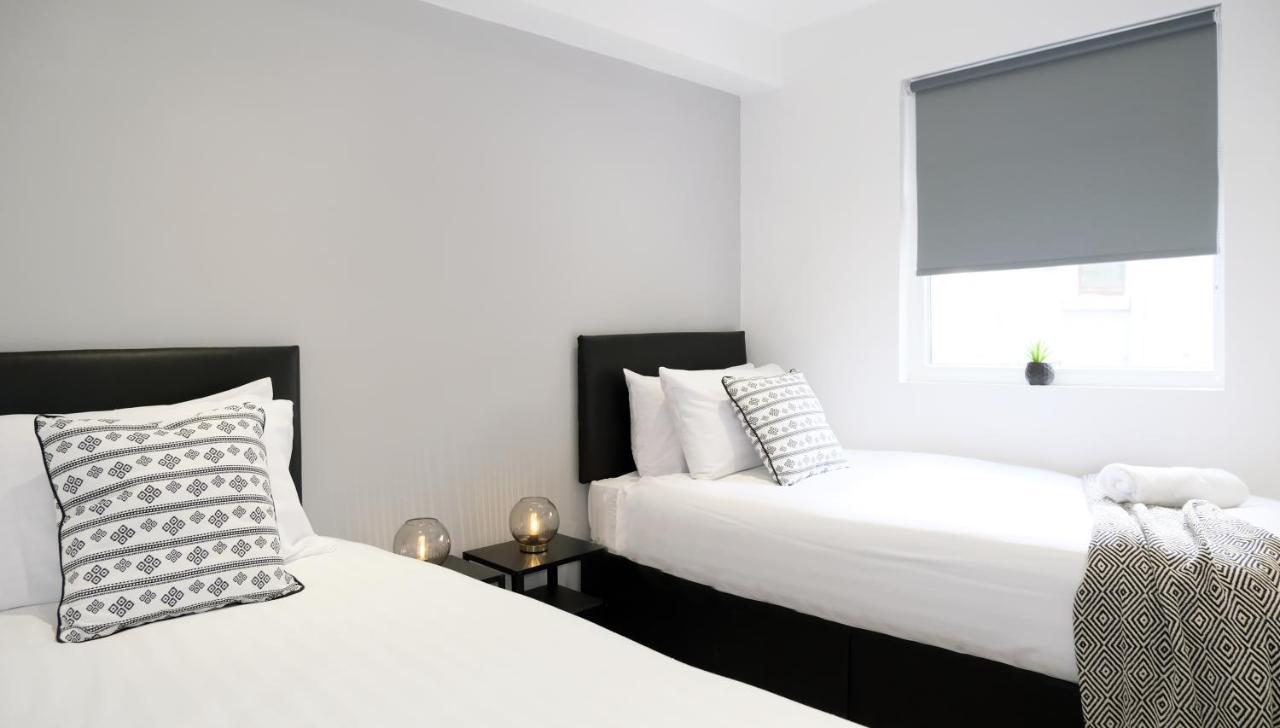The Kop End Hotel By Serviced Living Liverpool Exterior foto